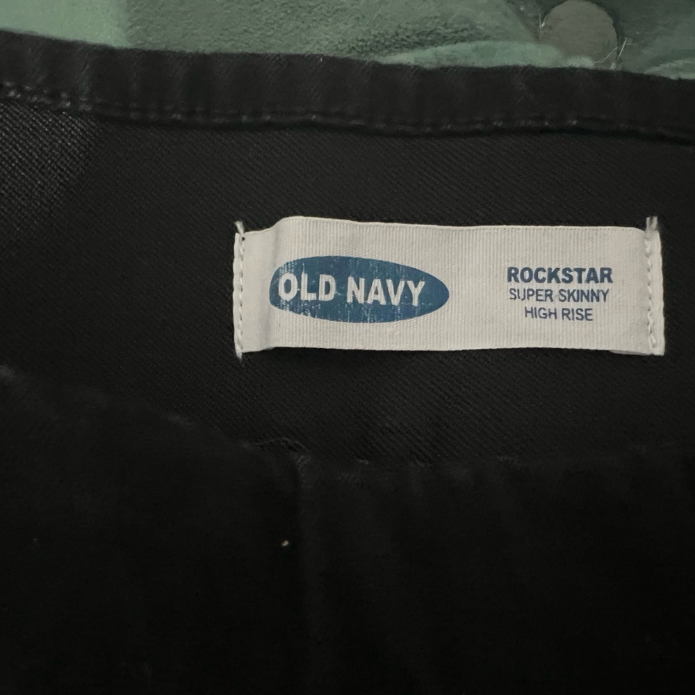 Old Navy High Rise Rockstar Super Skinny Jeans